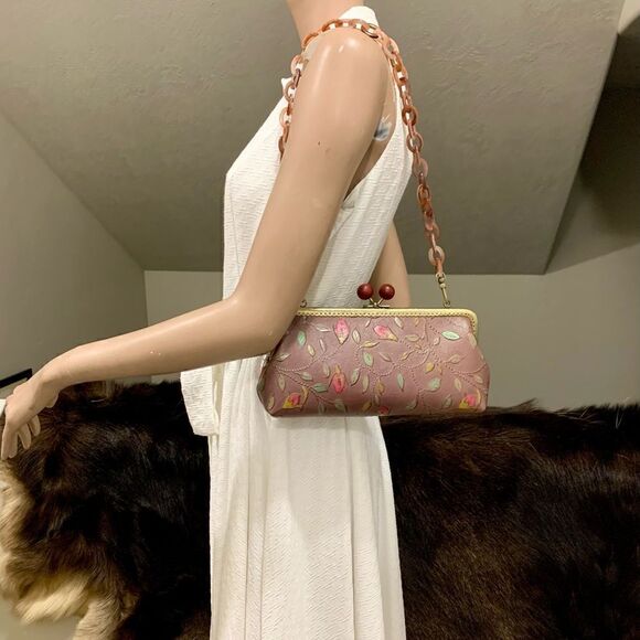 Handsewn Genuine Leather Wooden Ball Kisslock Clutch/Shoulder Bag/Crossbody - Picture 3 of 16